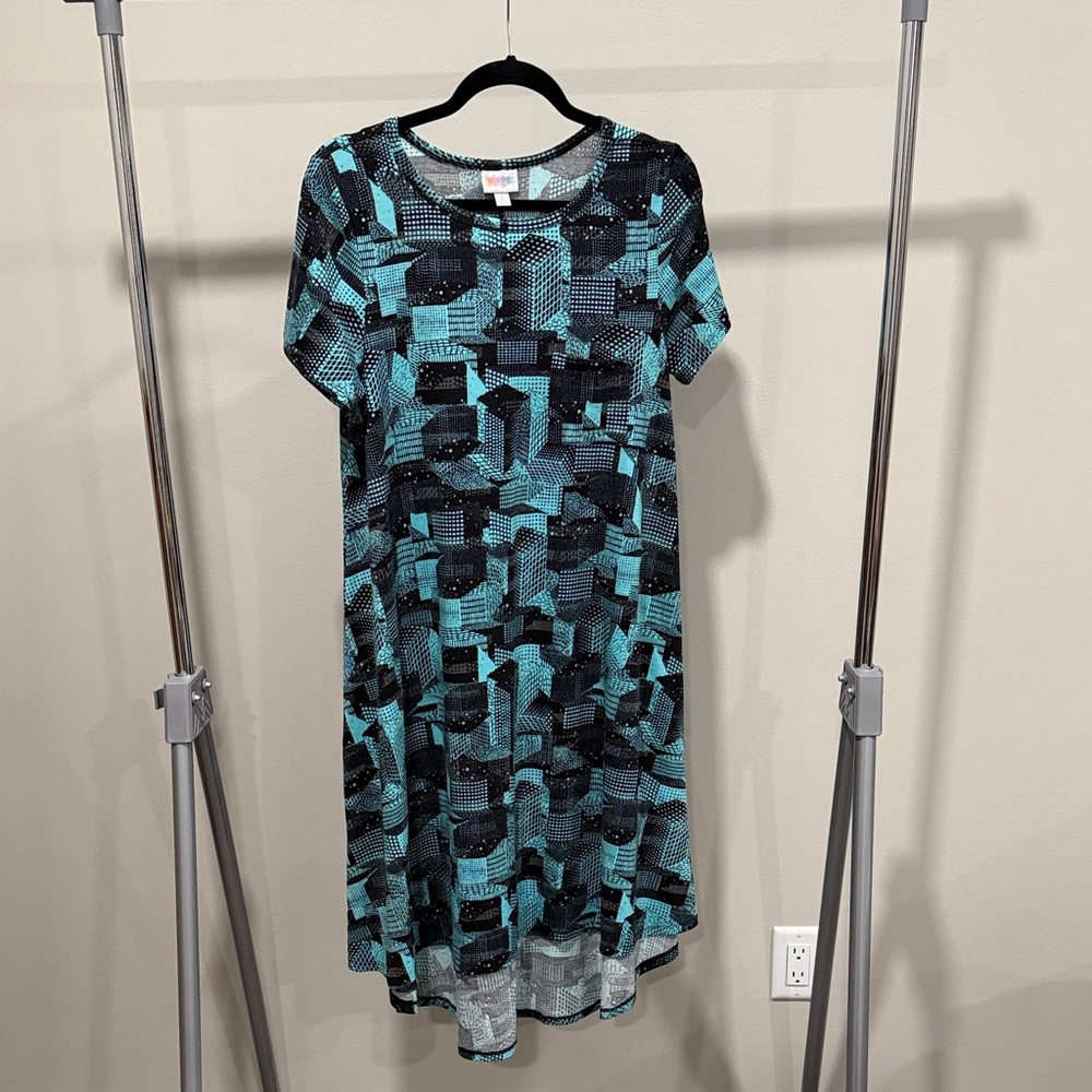 LuLaRoe Carly